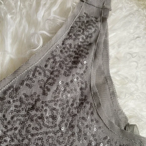 Y2K ✨Urban Behavior Asymmetrical Sequin Top - Picture 1 of 7